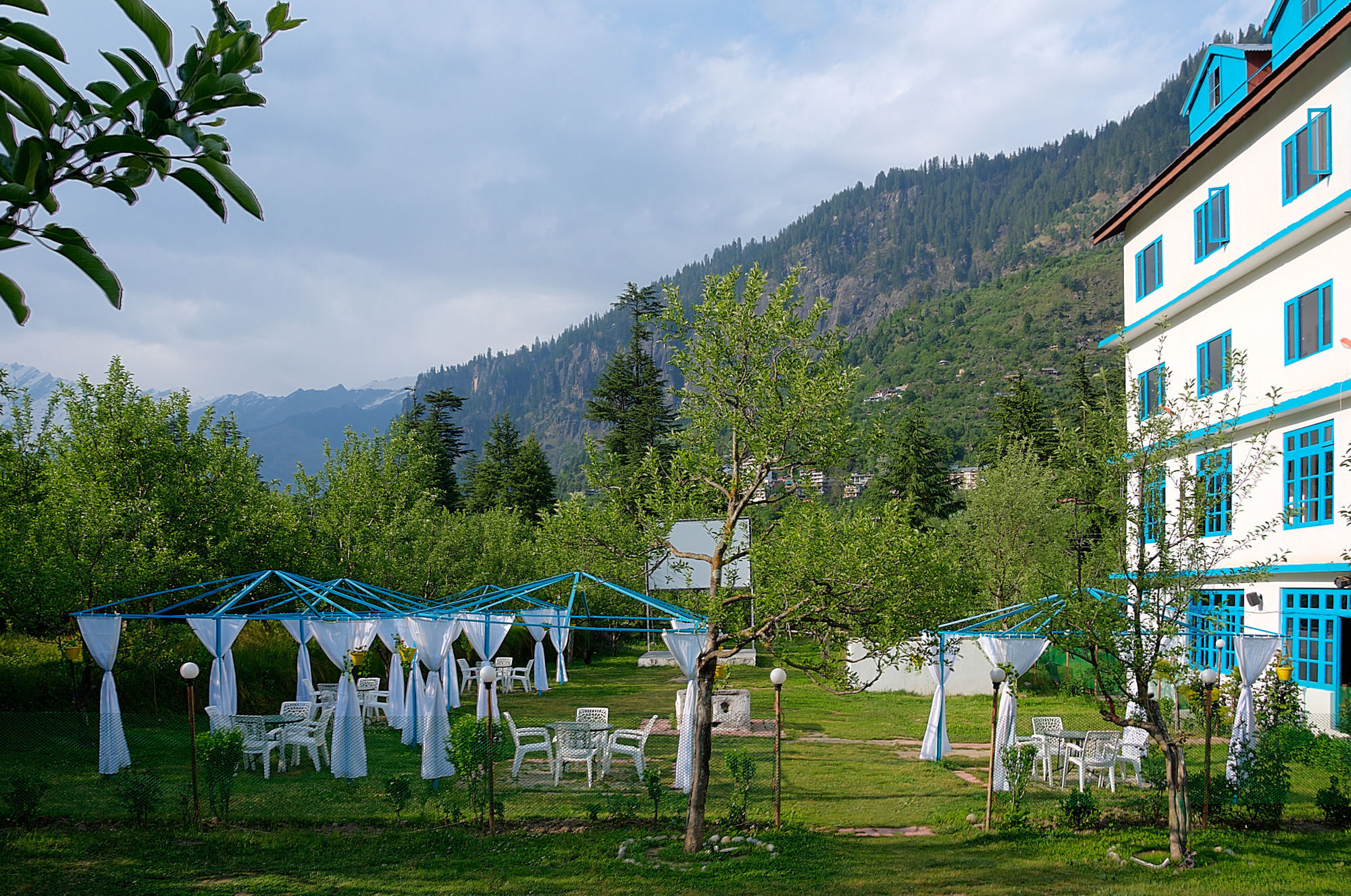 Treebo Trend Celebriti Manali Hotel Vashist Eksteriør billede